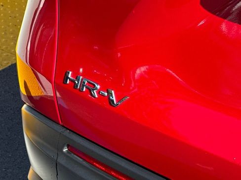 Certified 2025 Honda HR-V Sport image 28