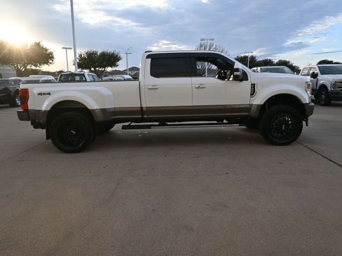 Used 2022 Ford F450 King Ranch image 7