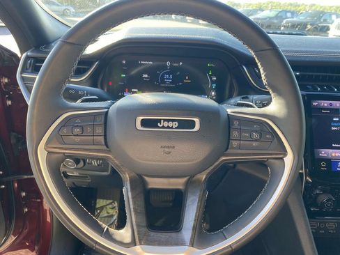 Used 2024 Jeep Grand Cherokee Limited 4xe AWD/4WD image 19