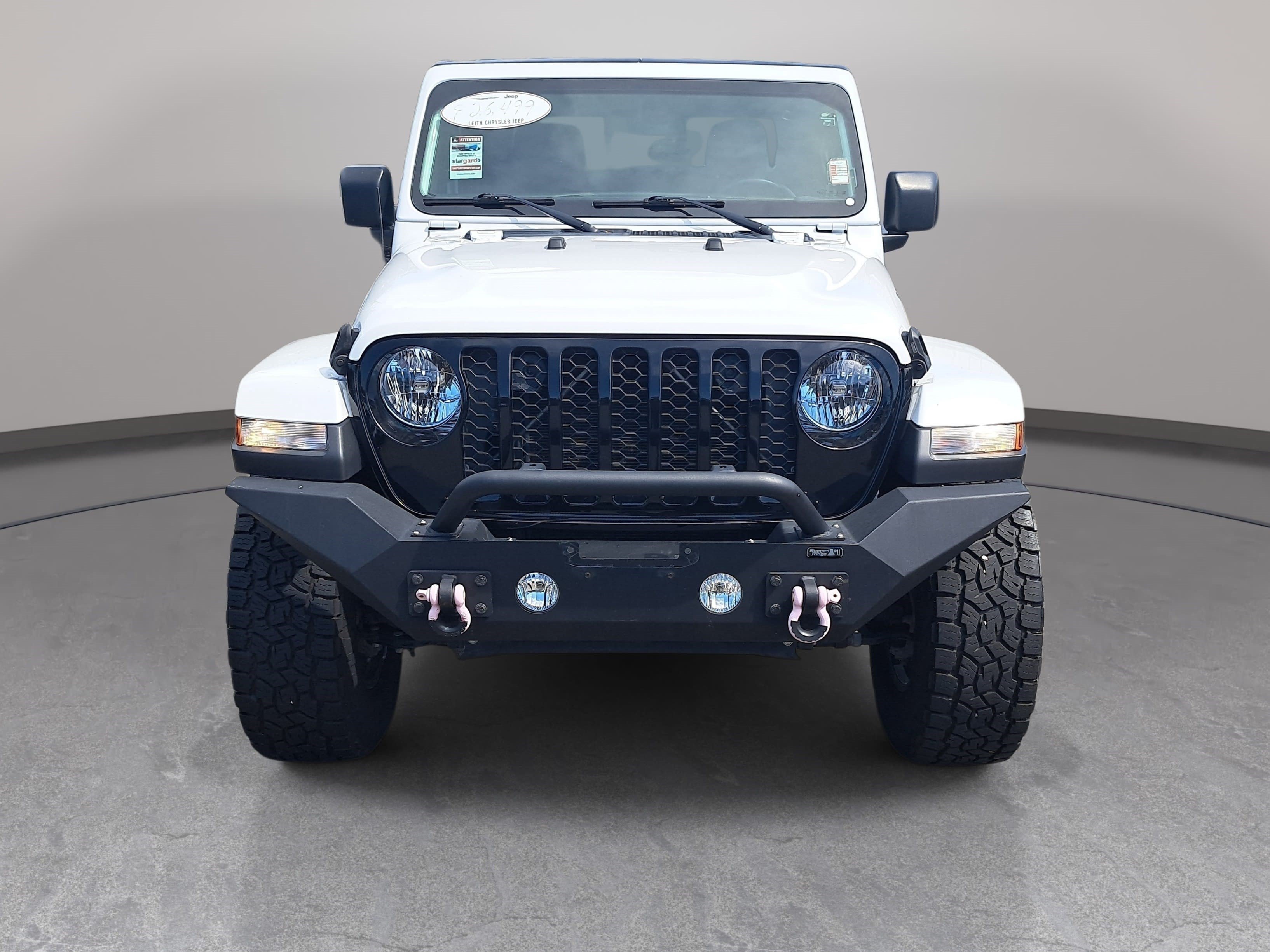 Used 2022 Jeep Gladiator Overland AWD/4WD image 2
