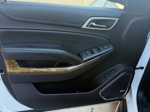 Used 2017 GMC Yukon Denali RWD image 13