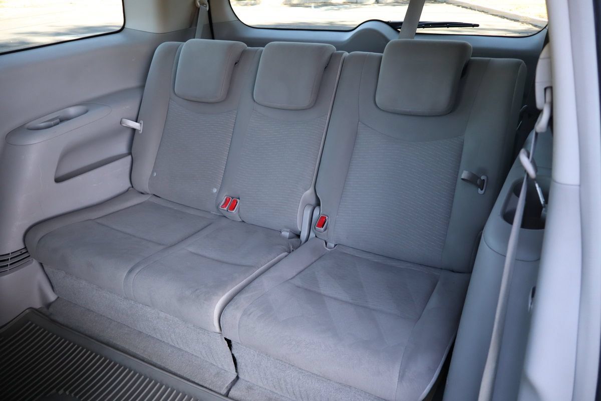 Used 2014 Nissan Quest S FWD image 21