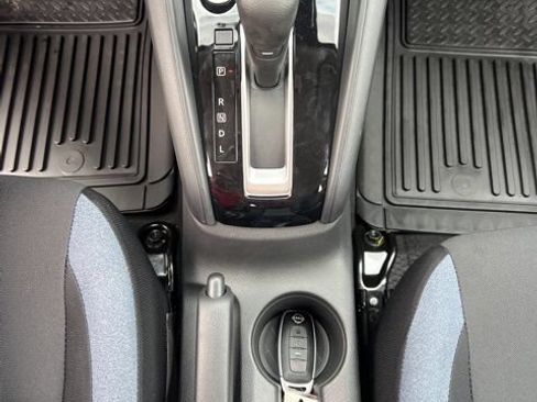 Used 2025 Nissan Versa SV w/ Trunk Package FWD image 13