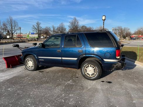 Used 2000 GMC Jimmy SLE image 16