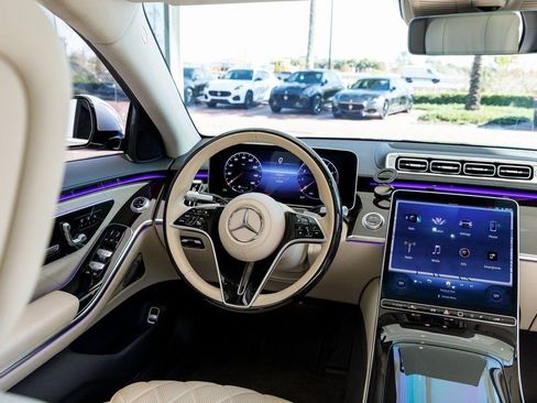 Used 2023 Mercedes-Benz S 580 S 580 image 35