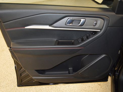 Used 2026 Ford Explorer ST-Line AWD/4WD image 15