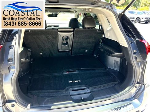 Used 2019 Nissan Rogue SL w/ Premium Package FWD image 21