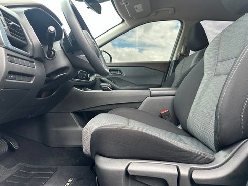 Used 2021 Nissan Rogue S FWD image 22