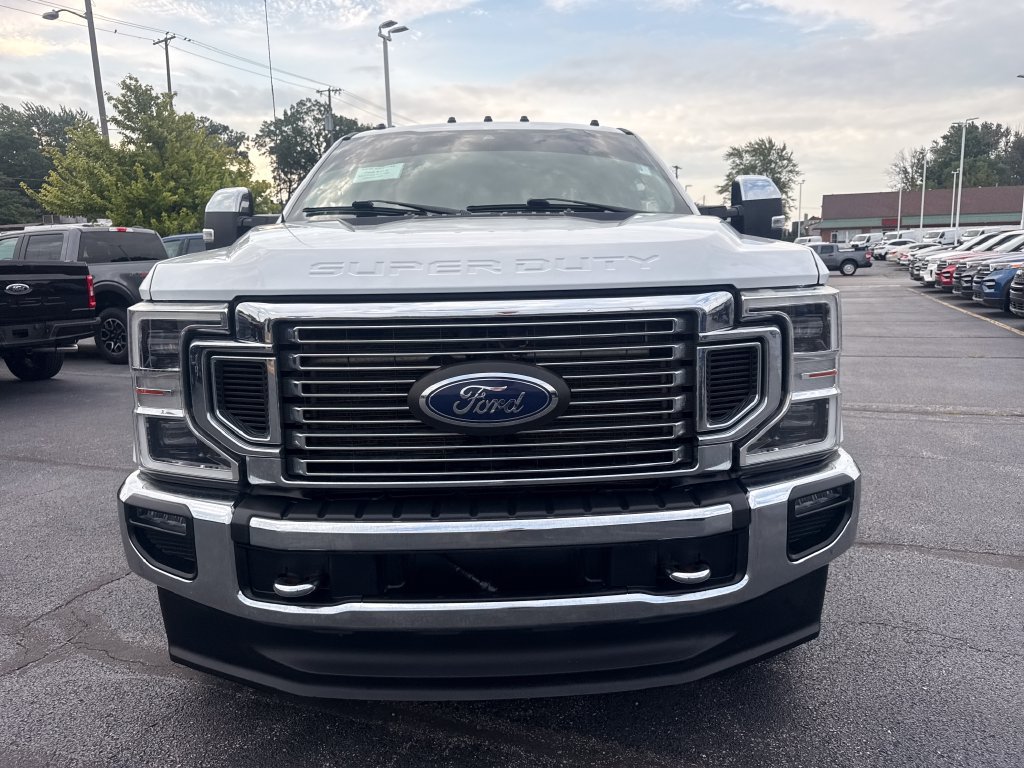 Used 2021 Ford F350 Lariat w/ Lariat Ultimate Package AWD/4WD image 3