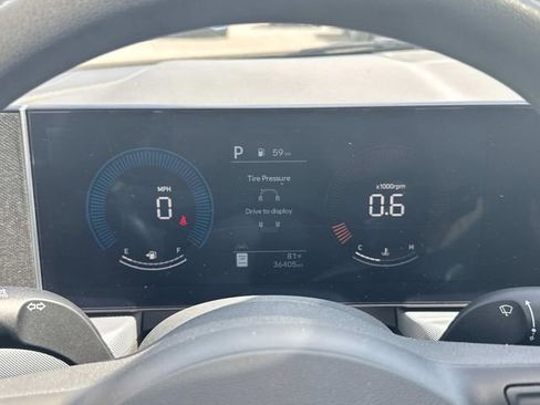 Used 2025 Hyundai Sonata SEL FWD image 30