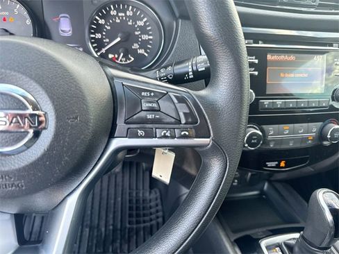 Used 2018 Nissan Rogue Sport S image 32