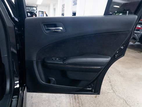 Used 2018 Dodge Charger SRT Hellcat image 22