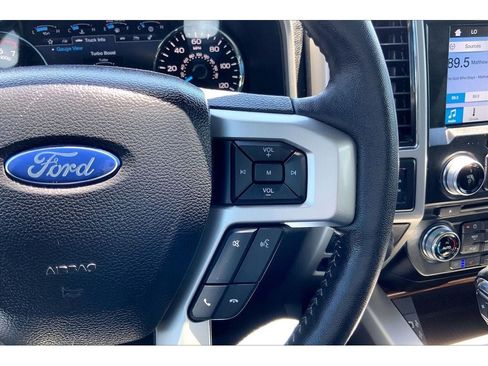 Used 2017 Ford F150 Lariat w/ Equipment Group 502A Luxury AWD/4WD image 21
