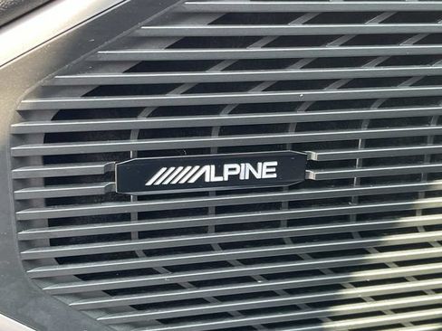 Used 2024 Jeep Wagoneer L Series II RWD image 57