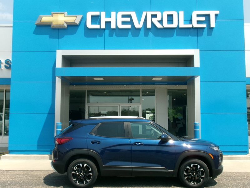Certified 2022 Chevrolet TrailBlazer LT w/ Convenience Package image 1