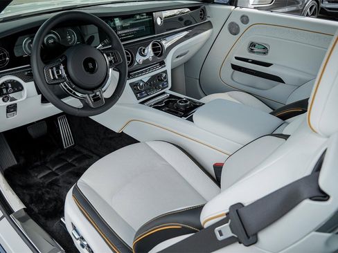 New 2025 Rolls-Royce Spectre Black Badge image 21