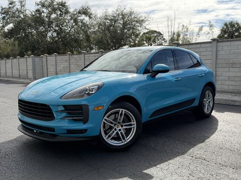 Certified 2019 Porsche Macan image 1