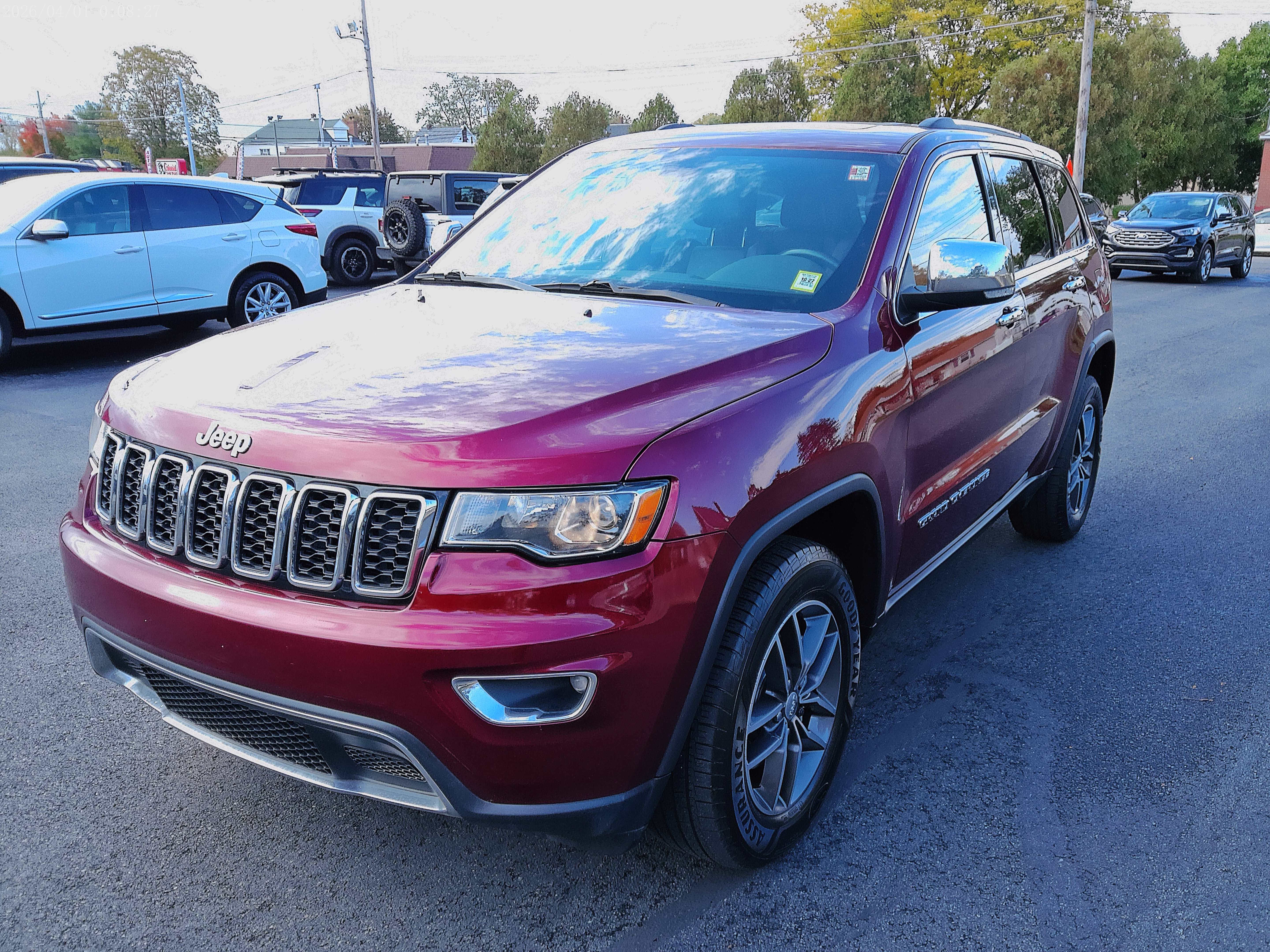 Used 2018 Jeep Grand Cherokee Limited AWD/4WD image 15