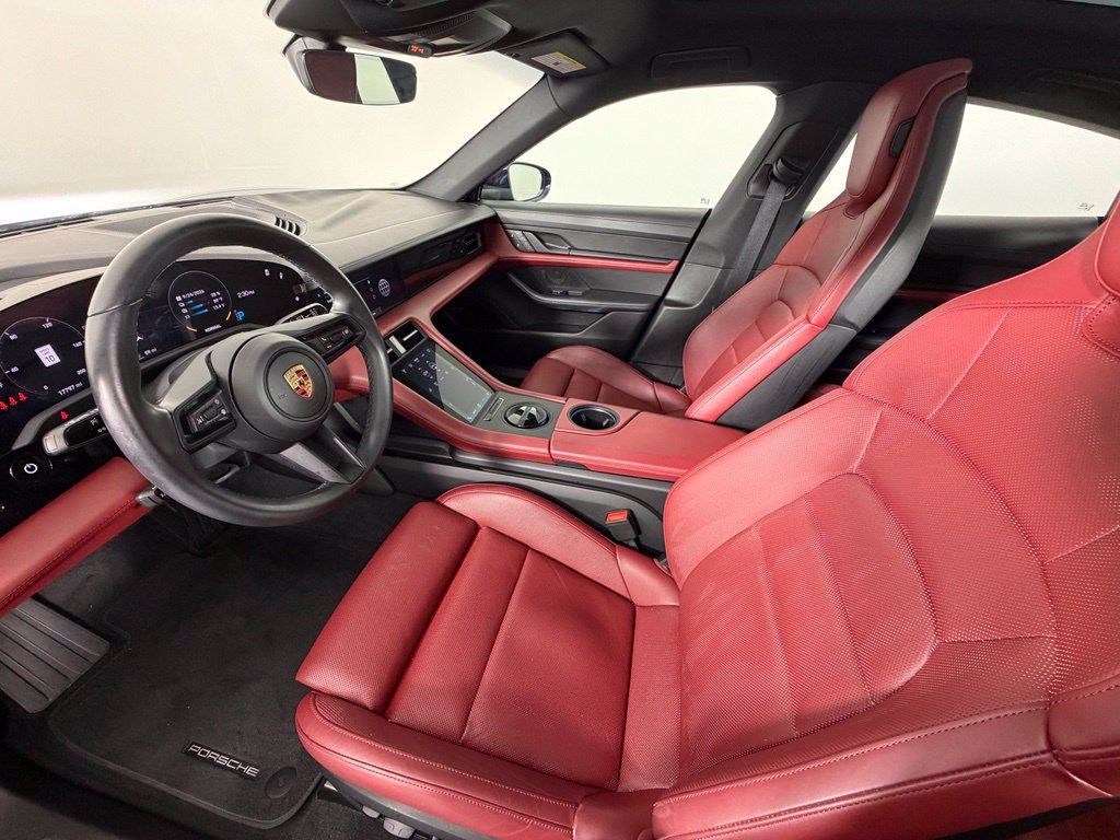 Used 2024 Porsche Taycan RWD image 4