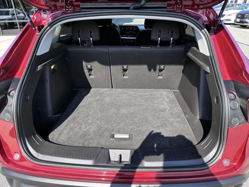 Used 2024 Chevrolet Trax LS w/ LS Convenience Package FWD image 7