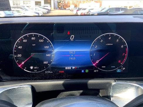 Used 2025 Mercedes-Benz GLB 250 4MATIC image 22