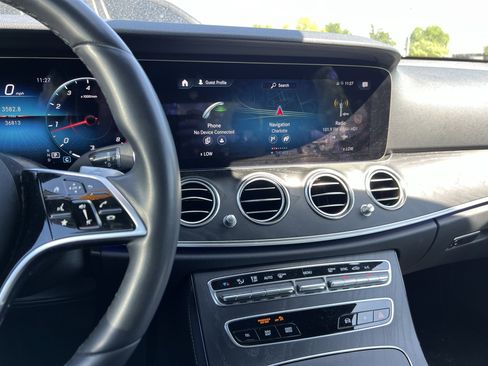 Used 2022 Mercedes-Benz E 350 Sedan image 32