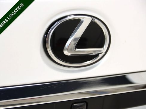 Used 2022 Lexus ES 350 w/ ES 350 Ultra Luxury Package FWD image 12