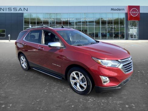 Used 2019 Chevrolet Equinox Premier FWD image 4