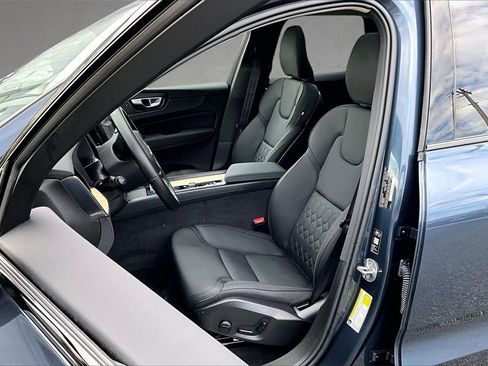 Certified 2026 Volvo XC60 B5 Plus w/ Climate Package image 21