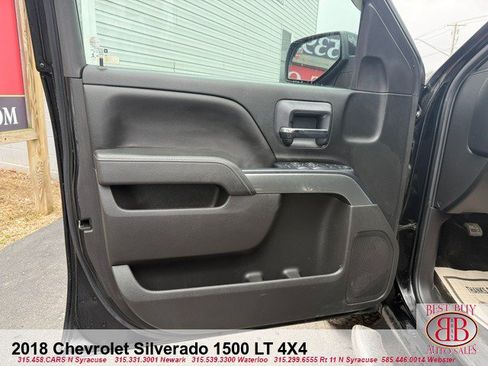 Used 2018 Chevrolet Silverado 1500 LT w/ LT Eassist Package AWD/4WD image 17
