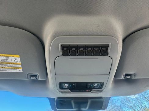 New 2025 Ford F550 4x4 Regular Cab Super Duty image 26