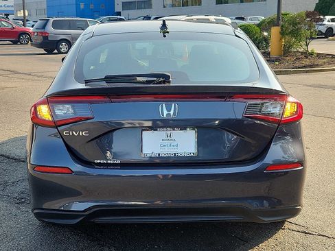 Certified 2024 Honda Civic EX-L image 5