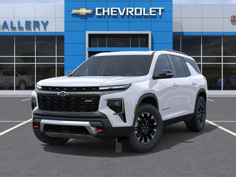 New 2026 Chevrolet Traverse Z71 w/ Enhanced Driving Package AWD/4WD image 7