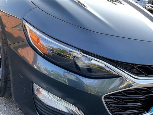 Used 2021 Chevrolet Malibu RS FWD image 31