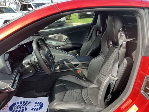 Used 2024 Chevrolet Corvette Stingray Preferred Cpe w/ Z51 Performance Package RWD image 13