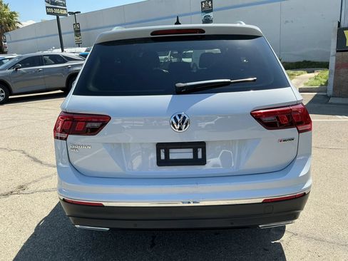 Used 2019 Volkswagen Tiguan SEL w/ 3rd Row Seat Package AWD/4WD image 6