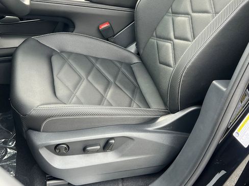 New 2026 Volkswagen Atlas Cross Sport SE image 28