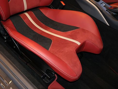 Certified 2021 Ferrari 812 GTS RWD image 16