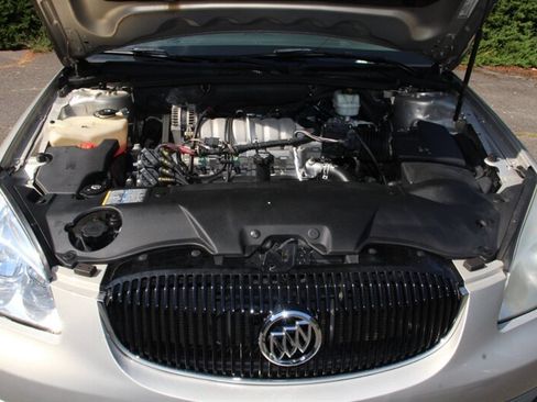 Used 2008 Buick Lucerne CXL FWD image 18