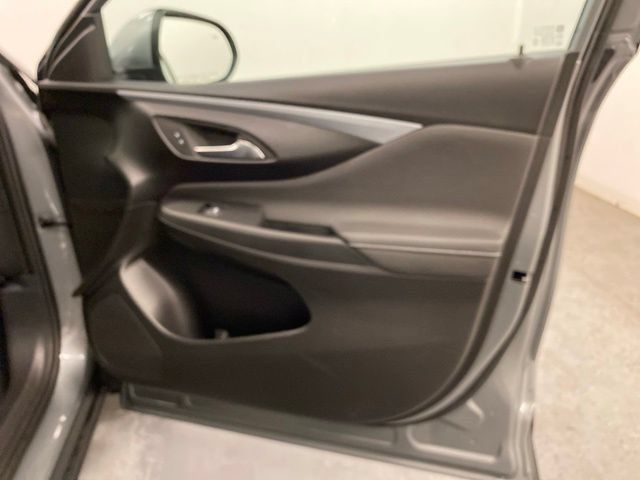 Used 2024 Buick Envista Preferred w/ Convenience I Package FWD image 21