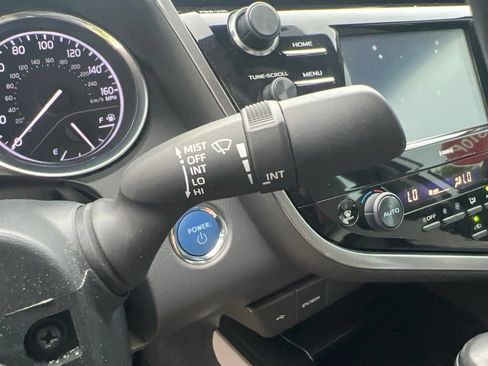 Used 2020 Toyota Camry SE FWD image 36