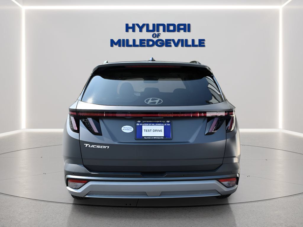 Used 2025 Hyundai Tucson Limited FWD image 4
