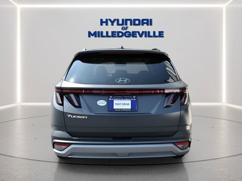 New 2025 Hyundai Tucson Limited FWD image 4