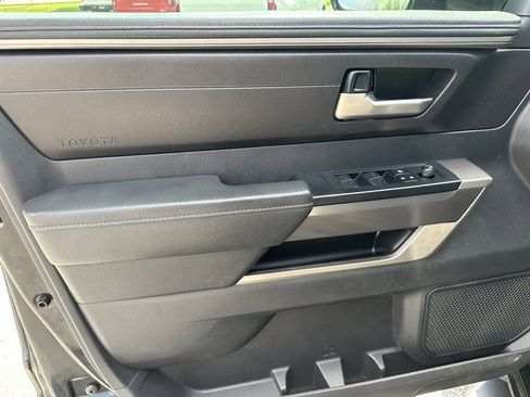 Used 2022 Toyota Tundra SR5 image 10