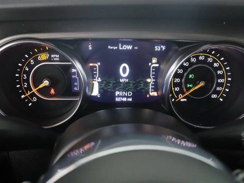 Used 2023 Jeep Wrangler Sahara image 20