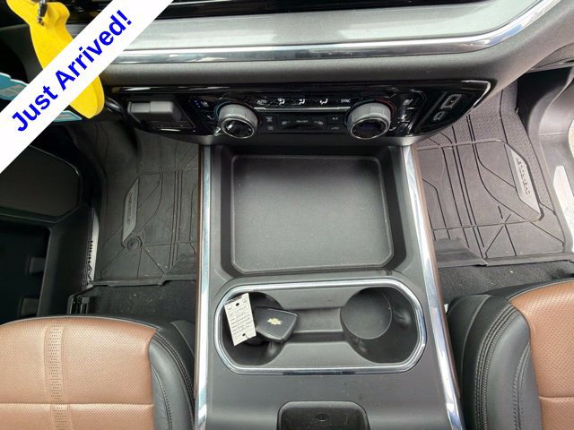 Used 2024 Chevrolet Silverado 2500 High Country AWD/4WD image 37
