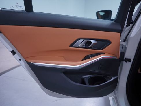 Used 2023 BMW 330i Sedan w/ Driving Assistance Package image 15