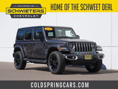 Used 2023 Jeep Wrangler Unlimited Sahara w/ Cold Weather Group AWD/4WD image 1