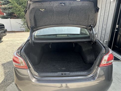 Used 2013 Nissan Altima 2.5 SL w/ Technology Pkg FWD image 38