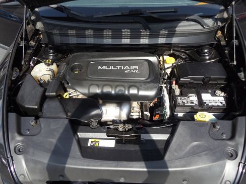 Used 2014 Jeep Cherokee Limited FWD image 31